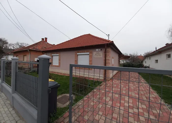 Ilona Apartman